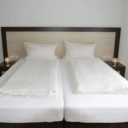 Naturparkhotel & Landgasthof Stromberg 2* Sachsenheim (Ludwigsburg)